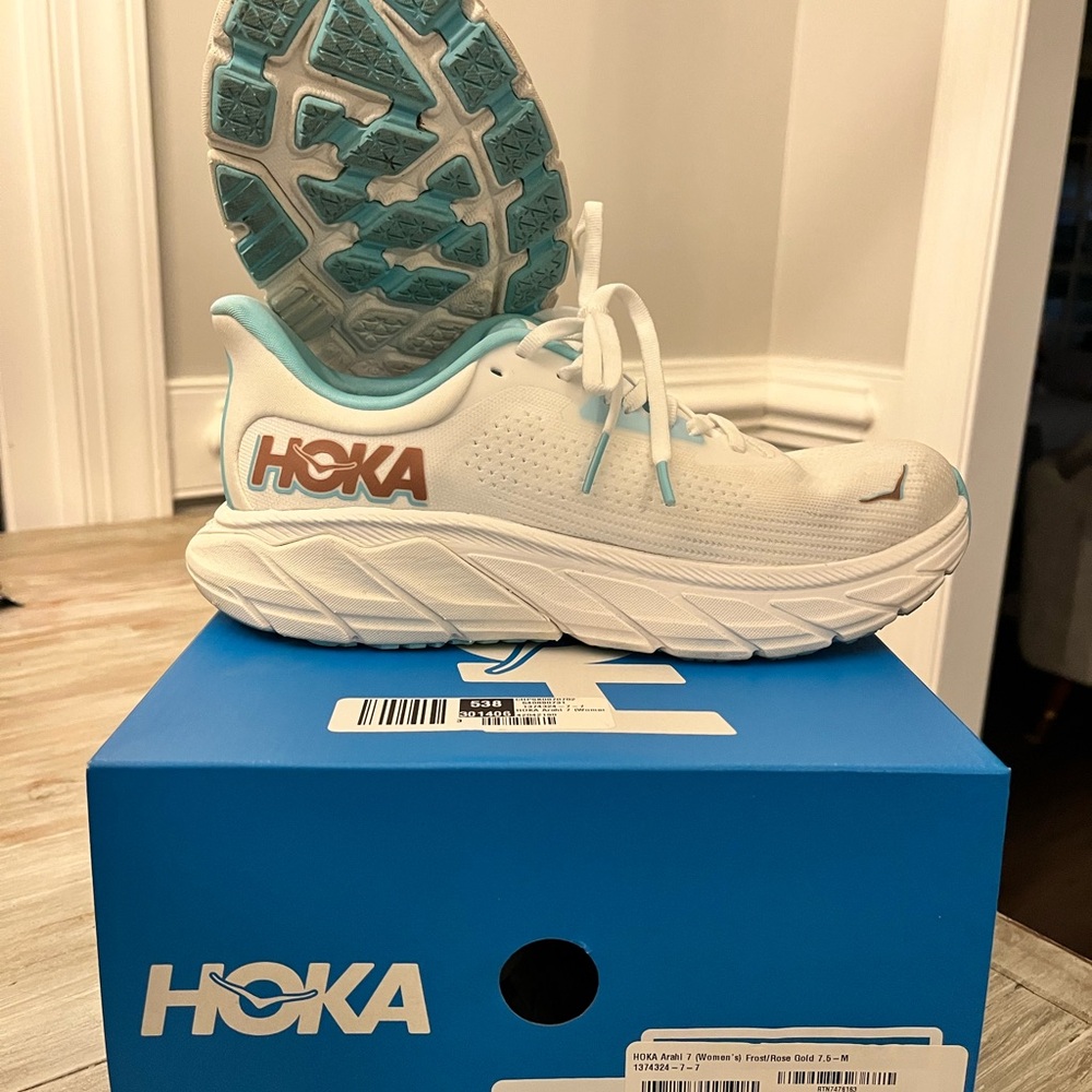 Hoka ARAHI White and Teal Sneakers